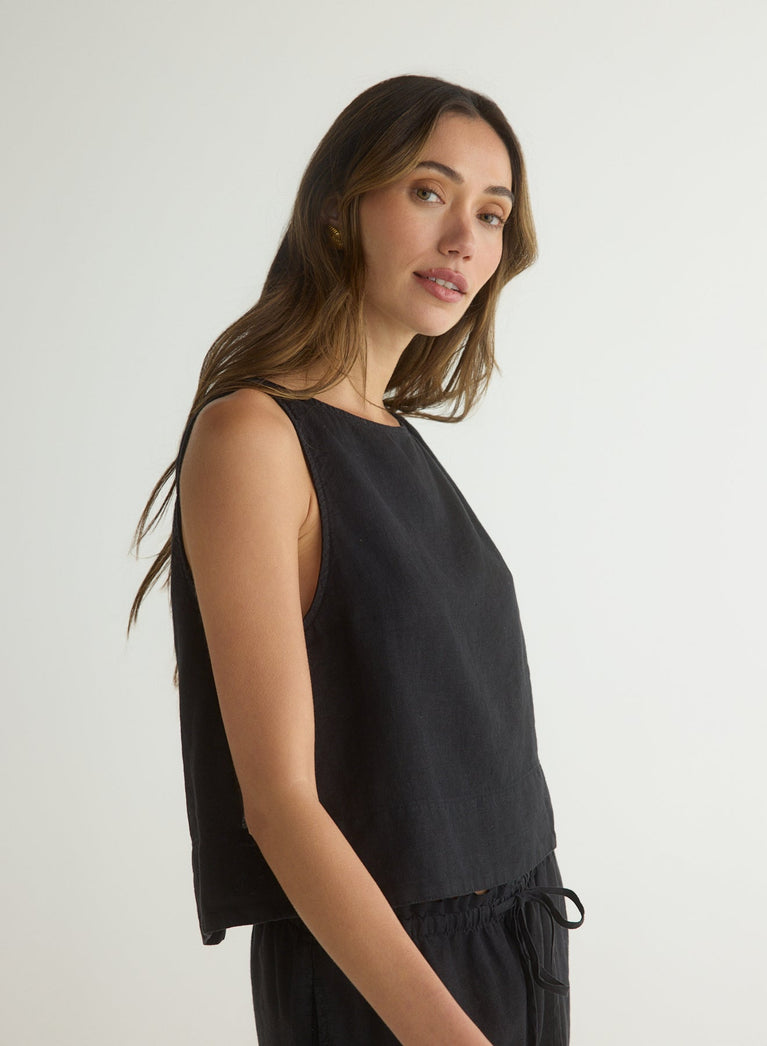 bella dahl Sleeveless Boat Neck Split Back - Black