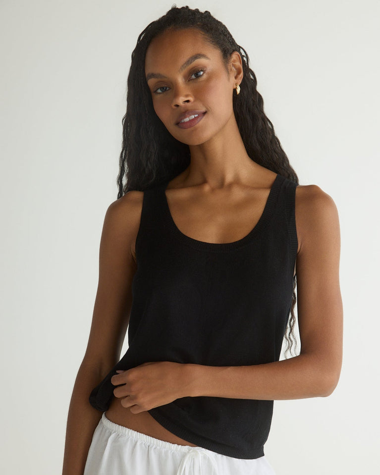 bella dahl Sleeveless Scoop Neck Knit Top - Black