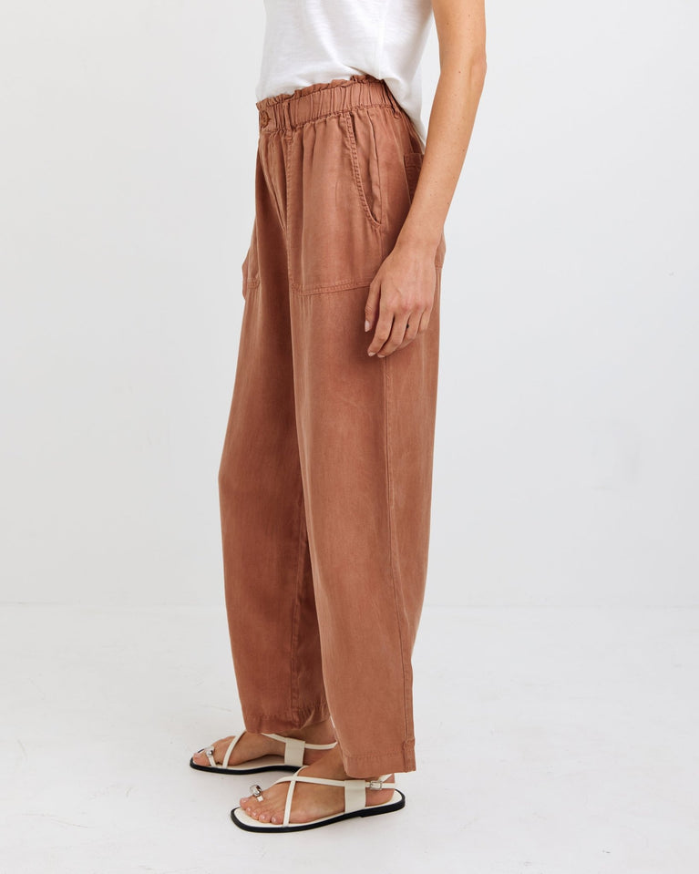 Bella Dahl Utility Pocket Ankle Pant - Riviera Brown