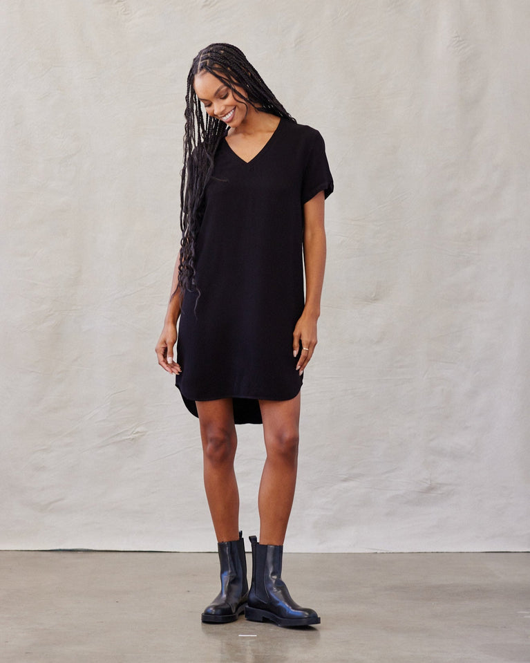bella dahl V-Neck Tee Dress - Vintage Black