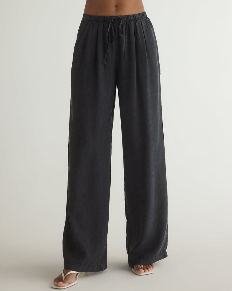 Bella Dahl Wide Leg Pleated Pant - Vintage Black