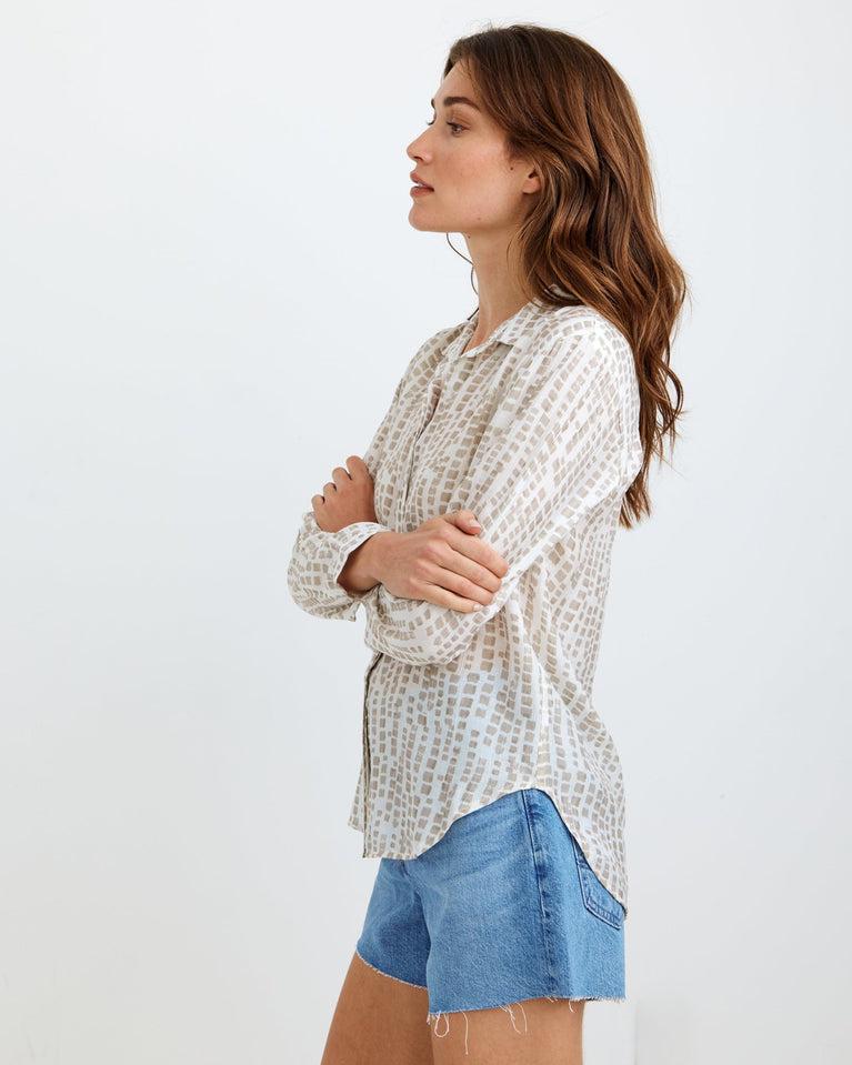 Bella Dahl Clean Front Hipster Shirt - Abstract Blocks Print