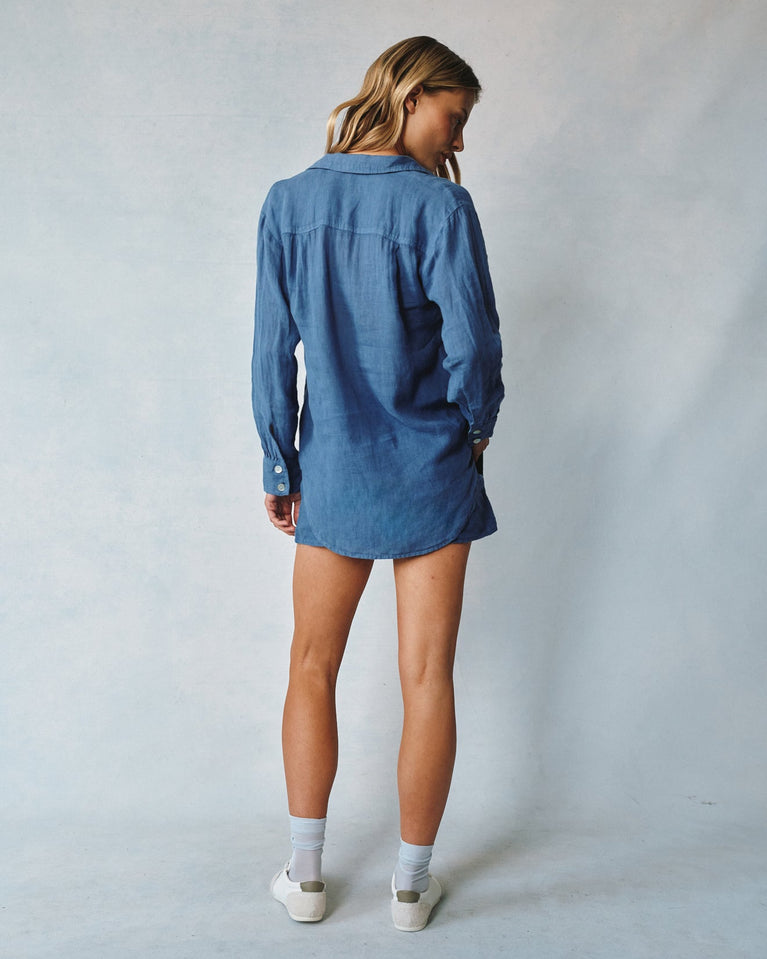 Bella Dahl Linen Boyfriend Button Down - Antique Indigo