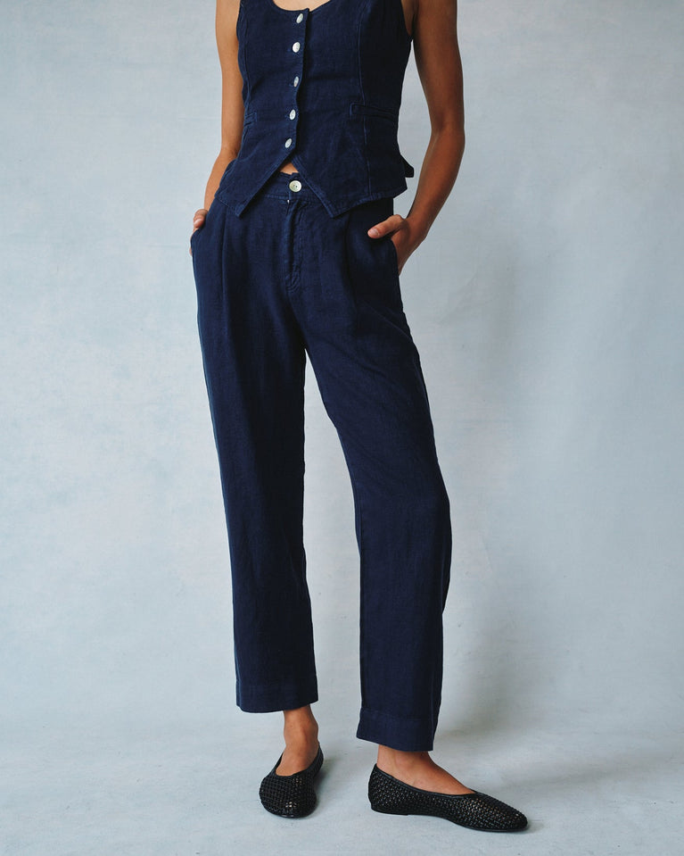 Bella Dahl Luxe Linen Pleated Wide Leg Ankle Pant - Italian Navy