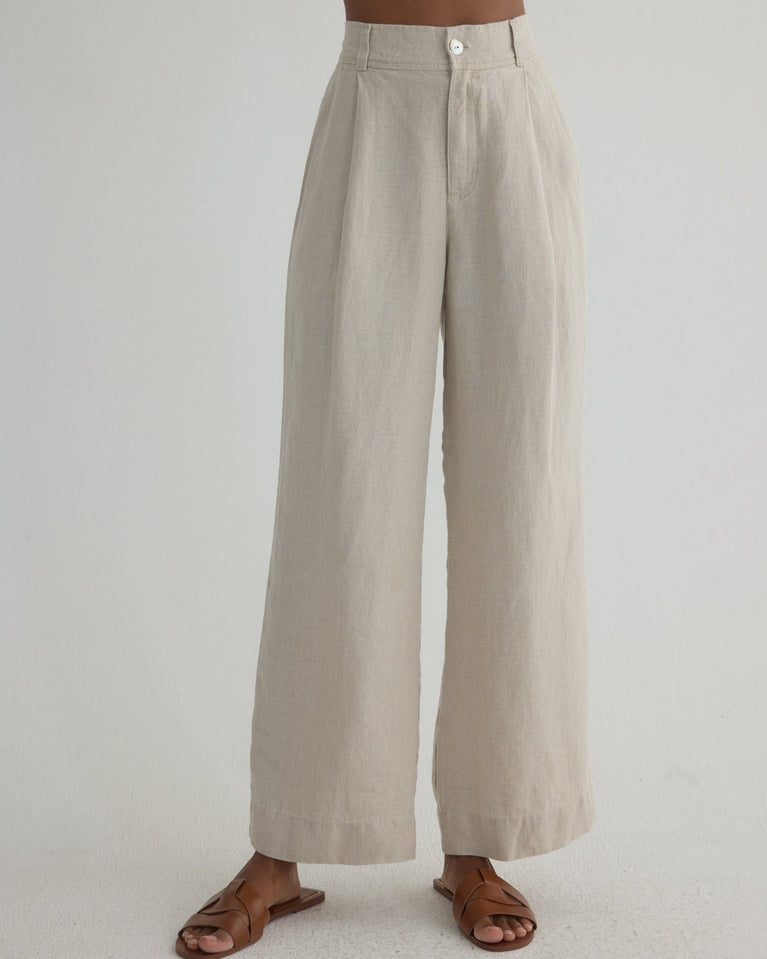 Bella Dahl Luxe Linen Pleated Wide Leg Ankle Pant - Linen Sand