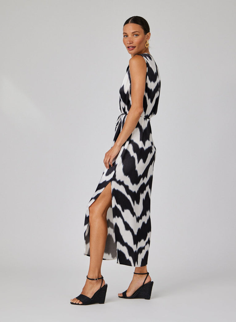 Bella Dahl Sleeveless Belted Maxi Dress - Abstract Ikat Print