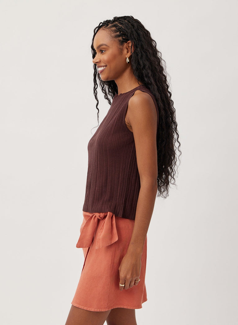 Bella Dahl Texture Ribbed Mock Neck Top - Casablanca Brown