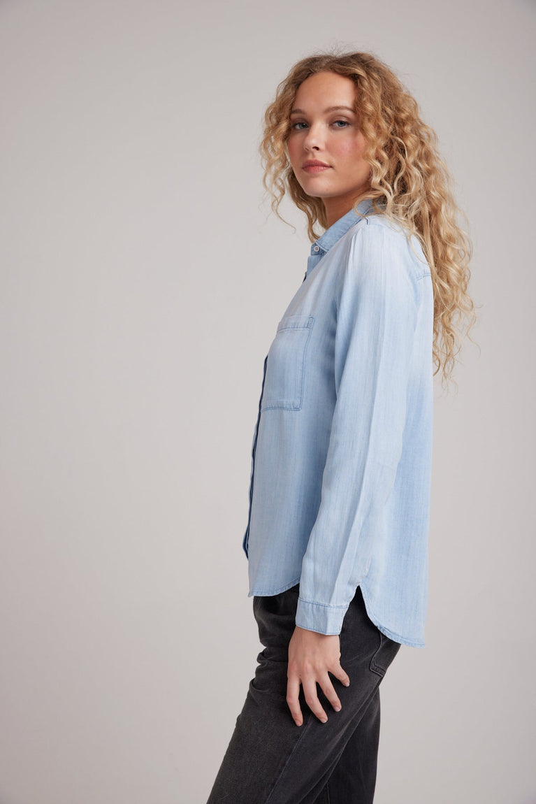 Bella Dahl Two Pocket Classic Button Down - Sunbleach Wash