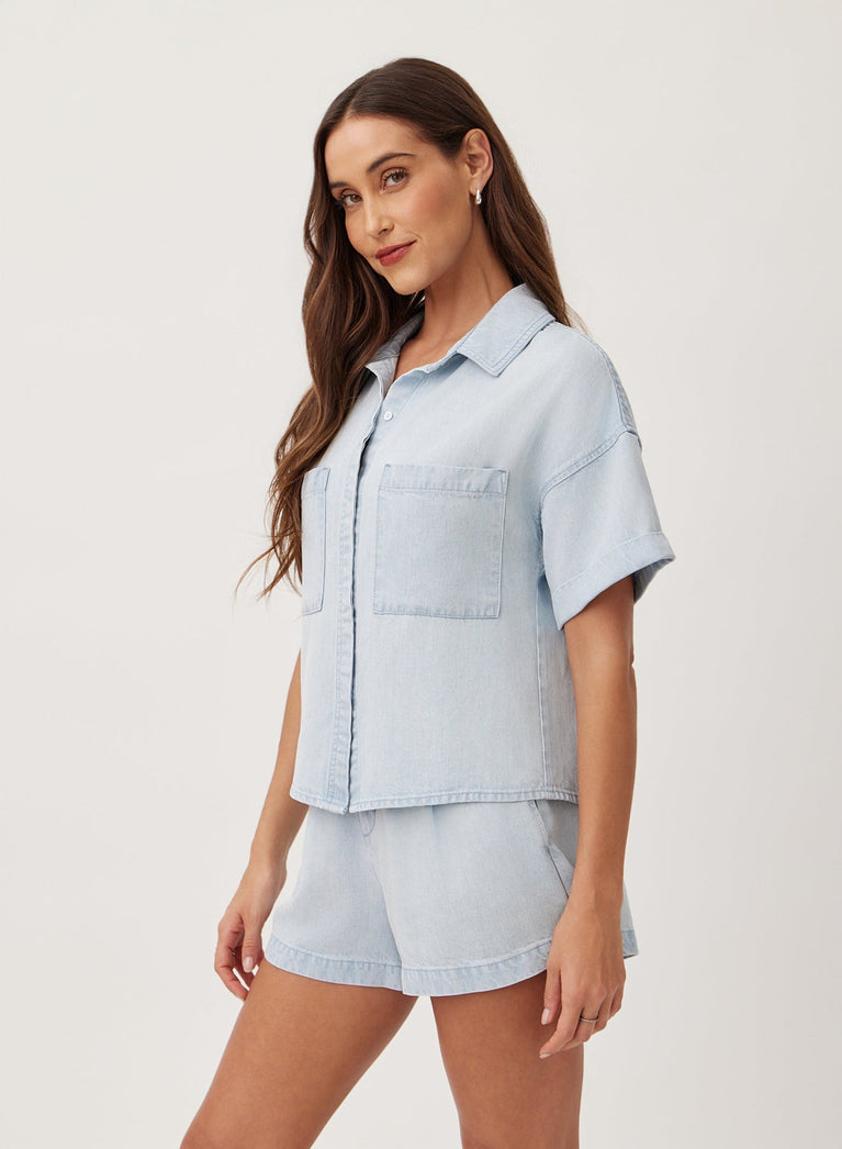 Bella Dahl Two Pocket Short Sleeve Shirt - Oasis Spray Wash
