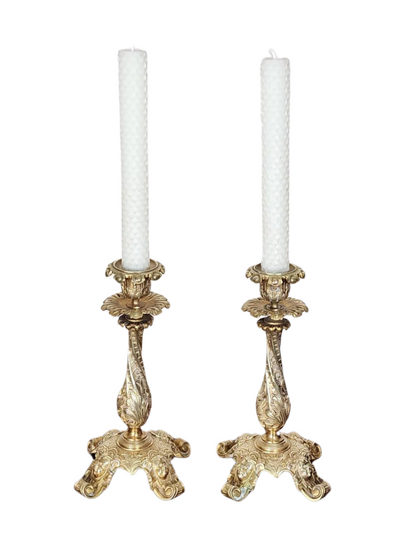 bellápierre Antique Pair of Opulent French Rococo Gilded Brass Candlesticks