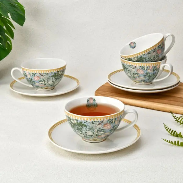 bellápierre Morris Garden Porcelain Teacup and Saucer