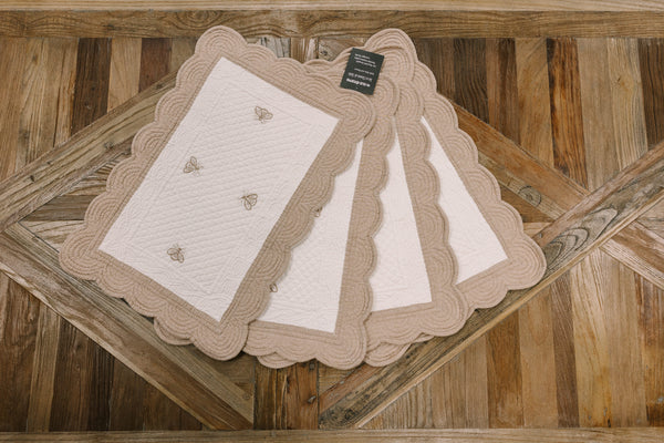 bellápierre Sud Etoffé | Quilted Bee Placemats – Set of 4