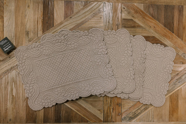 bellápierre Sud Etoffé | Quilted Scalloped Placemats - Set of 4