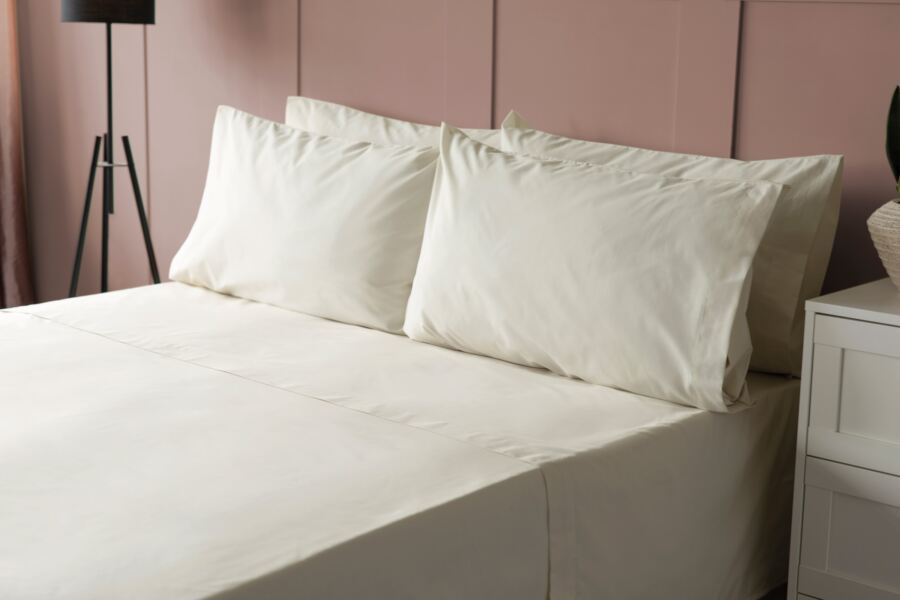 Belledorm 100% Cotton 200 Count Flat Sheet (Percale)