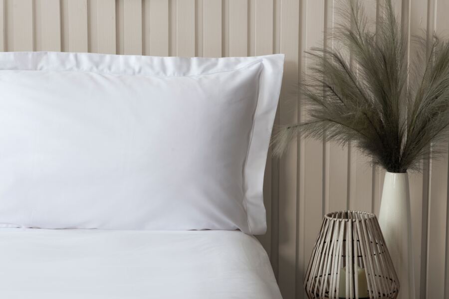 belledorm Bamboo Oxford Pillowcase