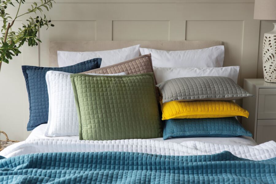 belledorm Crompton Quilted Filled Cushion