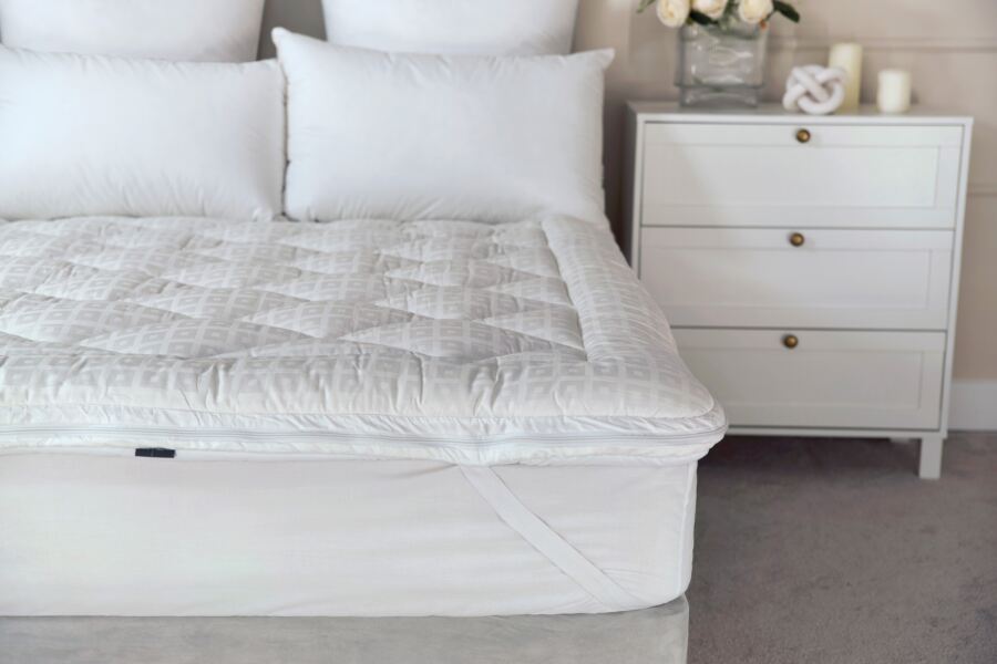 Belledorm Hotel Suite Dual Layer Mattress Topper