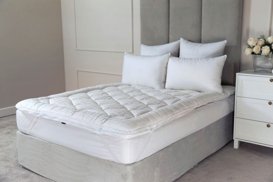 belledorm Hotel Suite Dual Layer Mattress Topper