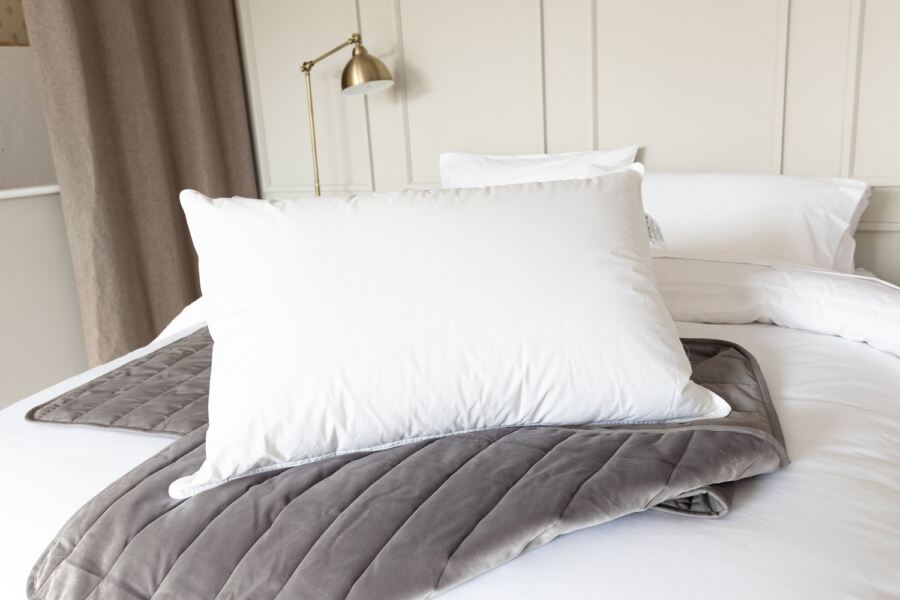 belledorm Hotel Suite Goose Down Pillow