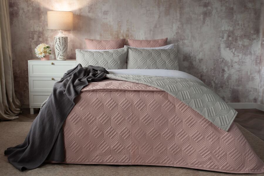 belledorm Lisbon Bedspread