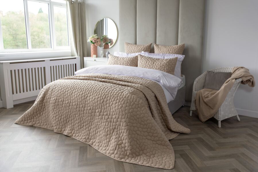 Belledorm Porto Bedspread
