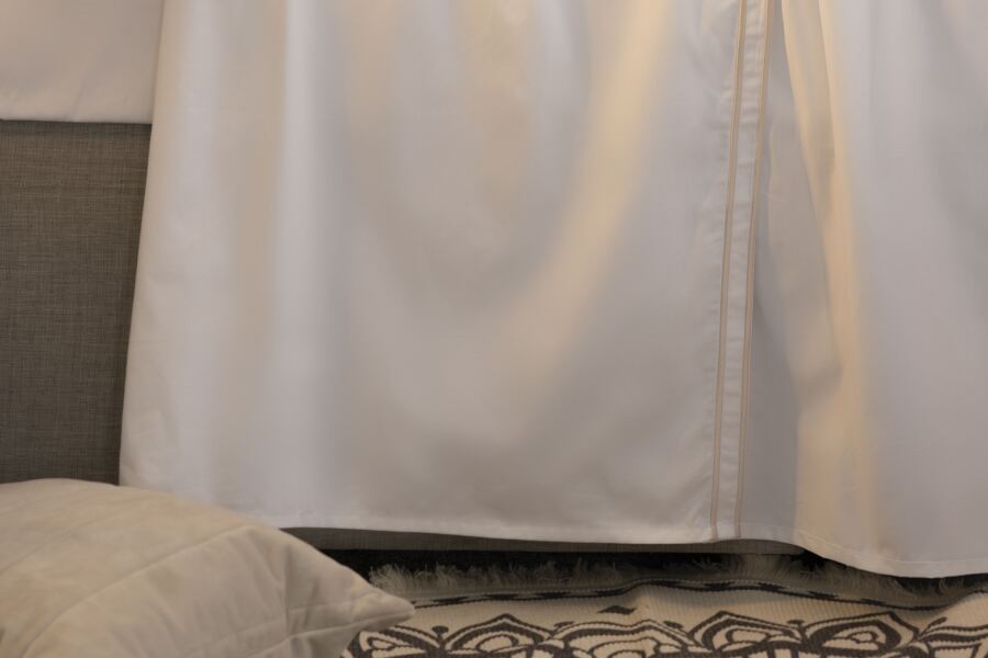 Belledorm Savoy Flat Sheet