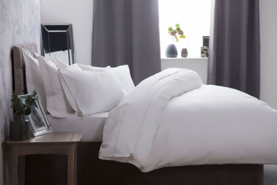 belledorm Ultralux Blend 1000 Count Duvet Cover