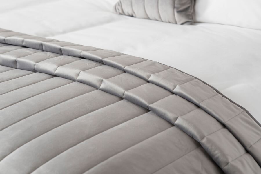 Belledorm Verona Throw