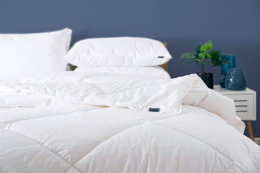 Belledorm Wool Duvet - Medium Weight