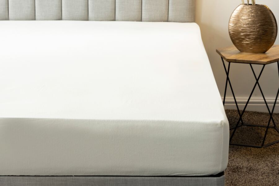 belledorm Brushed Cotton Extra Deep 38cm Fitted Sheet