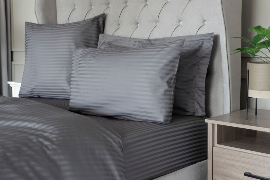 Belledorm Hotel Suite 540 Count Satin Stripe Flat Sheet