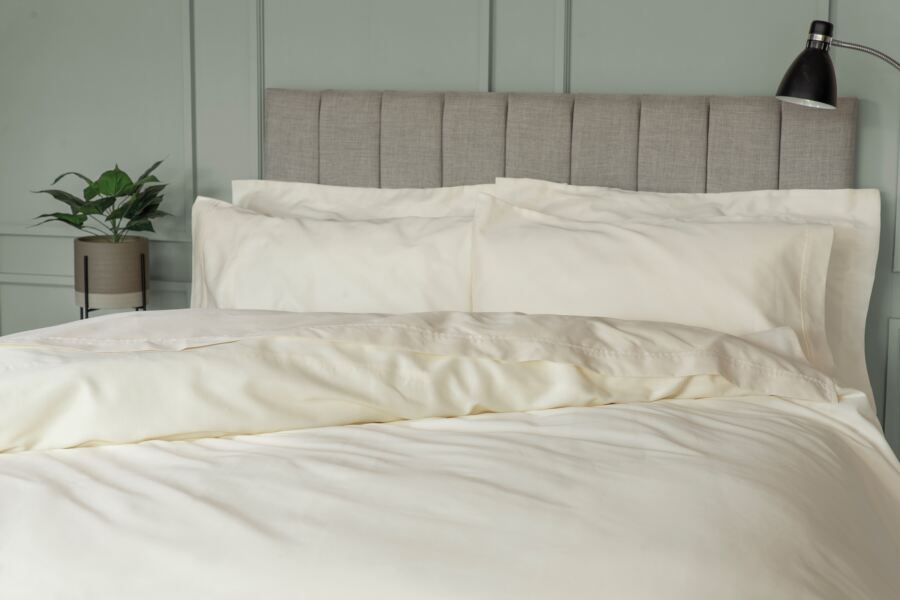 Belledorm Premium Blend 500 Count 30cm Fitted Sheet