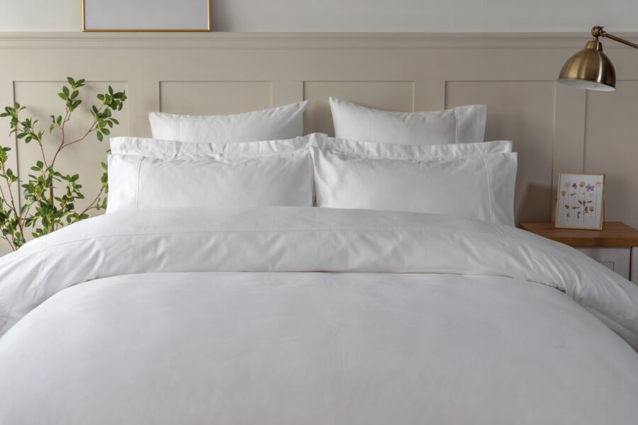Belledorm Pure Egyptian Cotton Sateen 600 Count Housewife Pillowcase