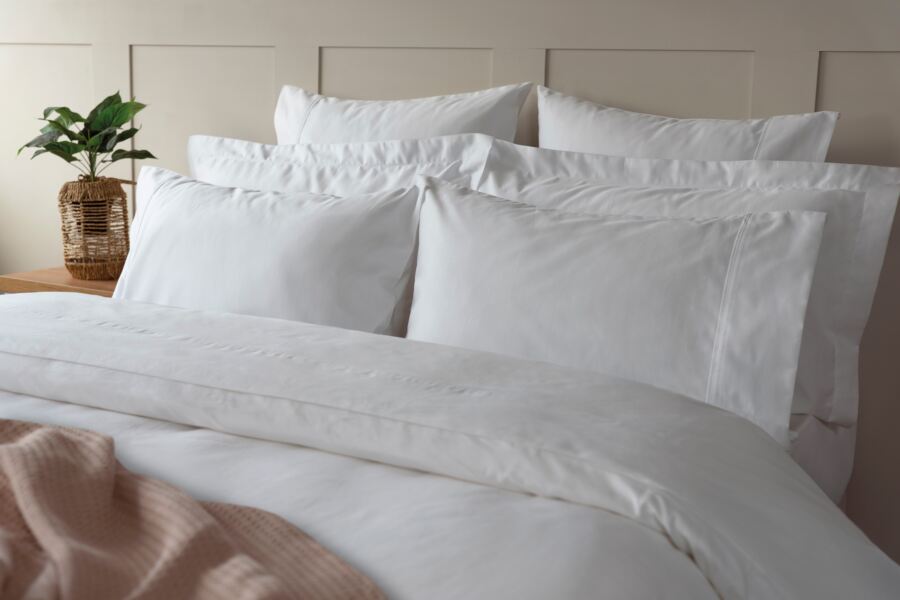 Belledorm Pure Egyptian Cotton Sateen 600 Count Oxford Pillowcase