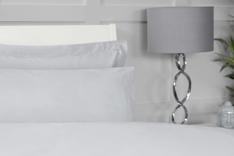 belledorm Supercale 400 Count 100% Egyptian Cotton Oxford Pillowcase