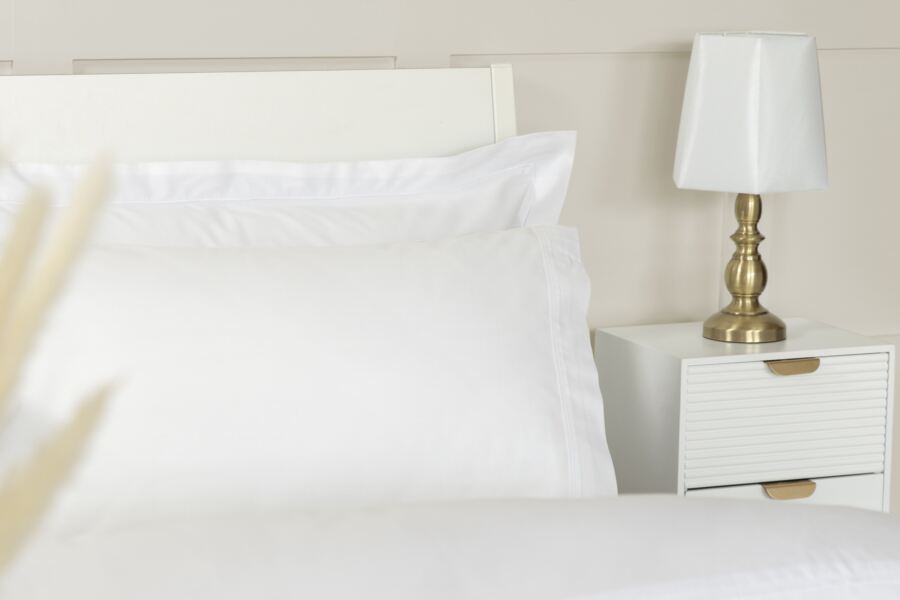 belledorm Supercale 400 Count 100% Egyptian Cotton Oxford Pillowcase