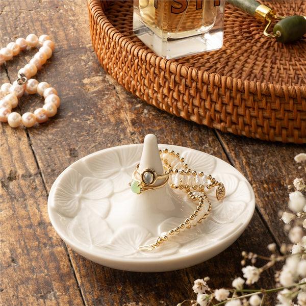 Belleek Belleek Classic Hydrangea Ring Holder