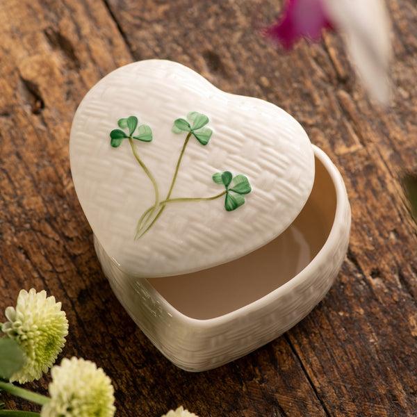 Belleek Belleek Classic Kylemore Trinket Box