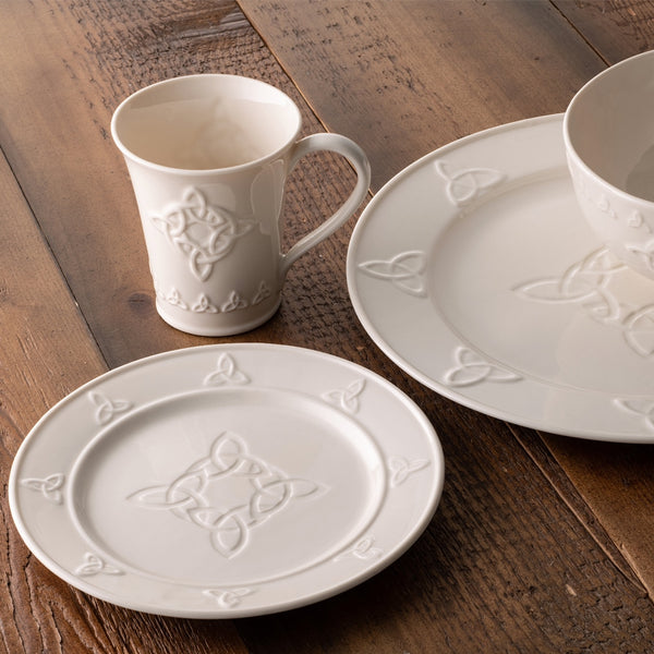 Belleek Belleek Classic Trinity Knot Dinner Plate
