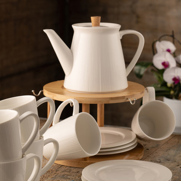 Belleek Belleek Living Pekoe 13 Piece Set & Stand