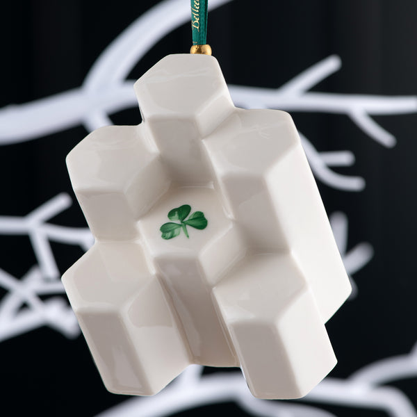 Belleek Belleek Classic Annual Ornament 2025 - Giants Causeway