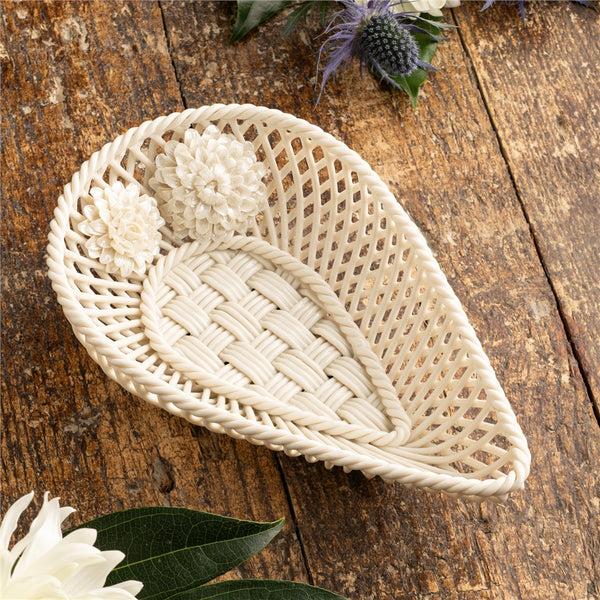 Belleek Belleek Classic Chrysanthemum Teardrop Basket