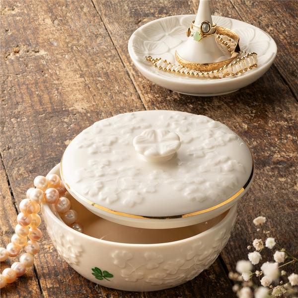 Belleek Belleek Classic Field Of Shamrocks Trinket Box