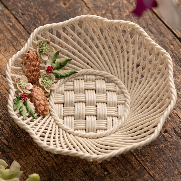 Belleek Belleek Classic Wild Irish Hedgerow Winter Basket