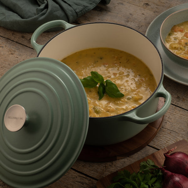 Belleek Belleek Living Cast Iron Round Covered Casserole