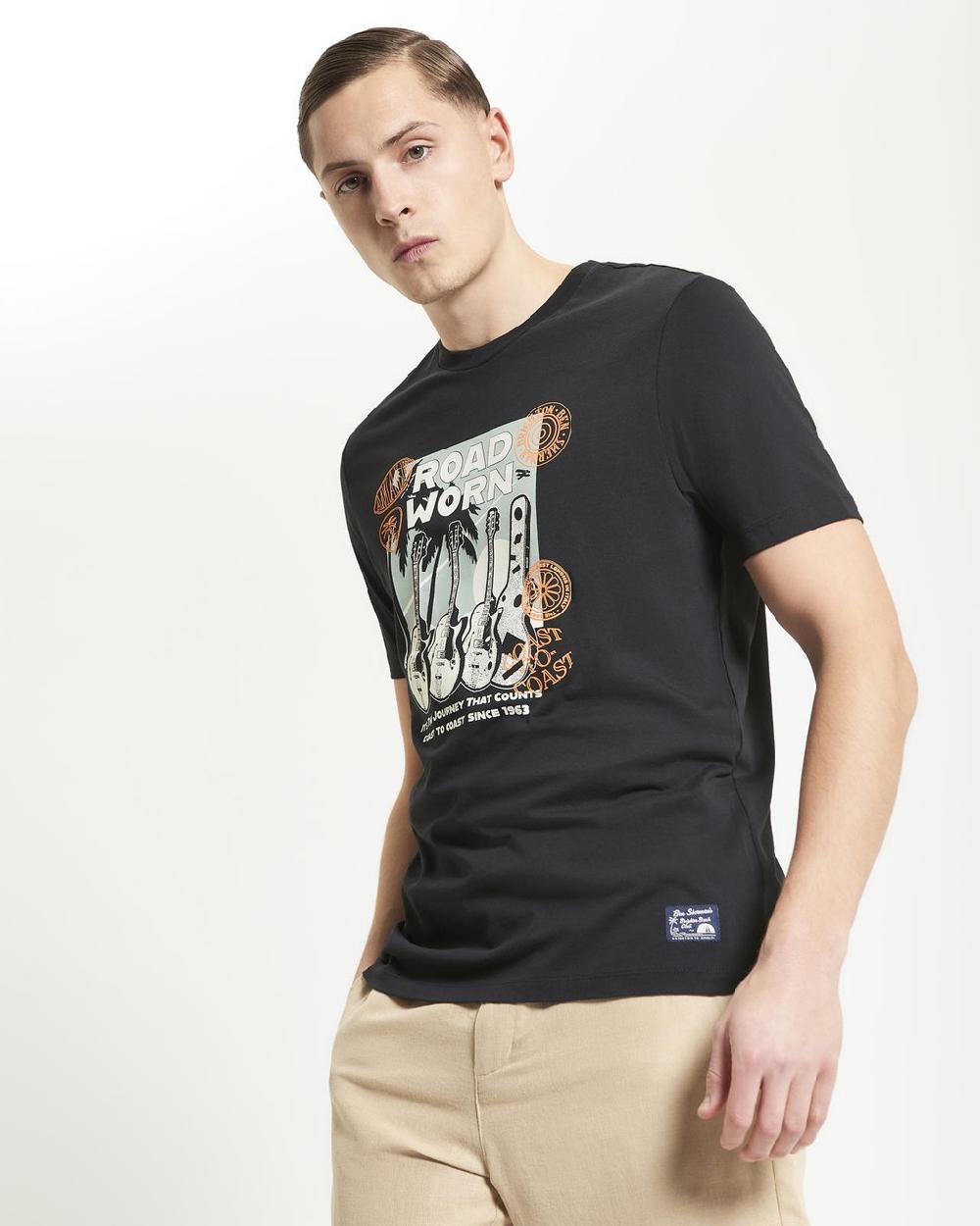 ben sherman Travel Guitar Tee in Black