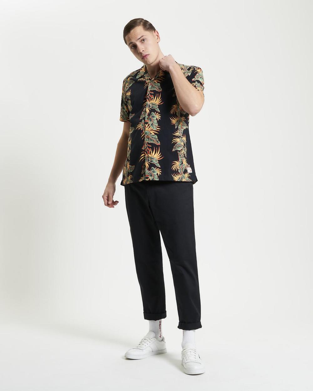 Ben Sherman Short Sleeve Botanical Leaf Print Shirt In Black