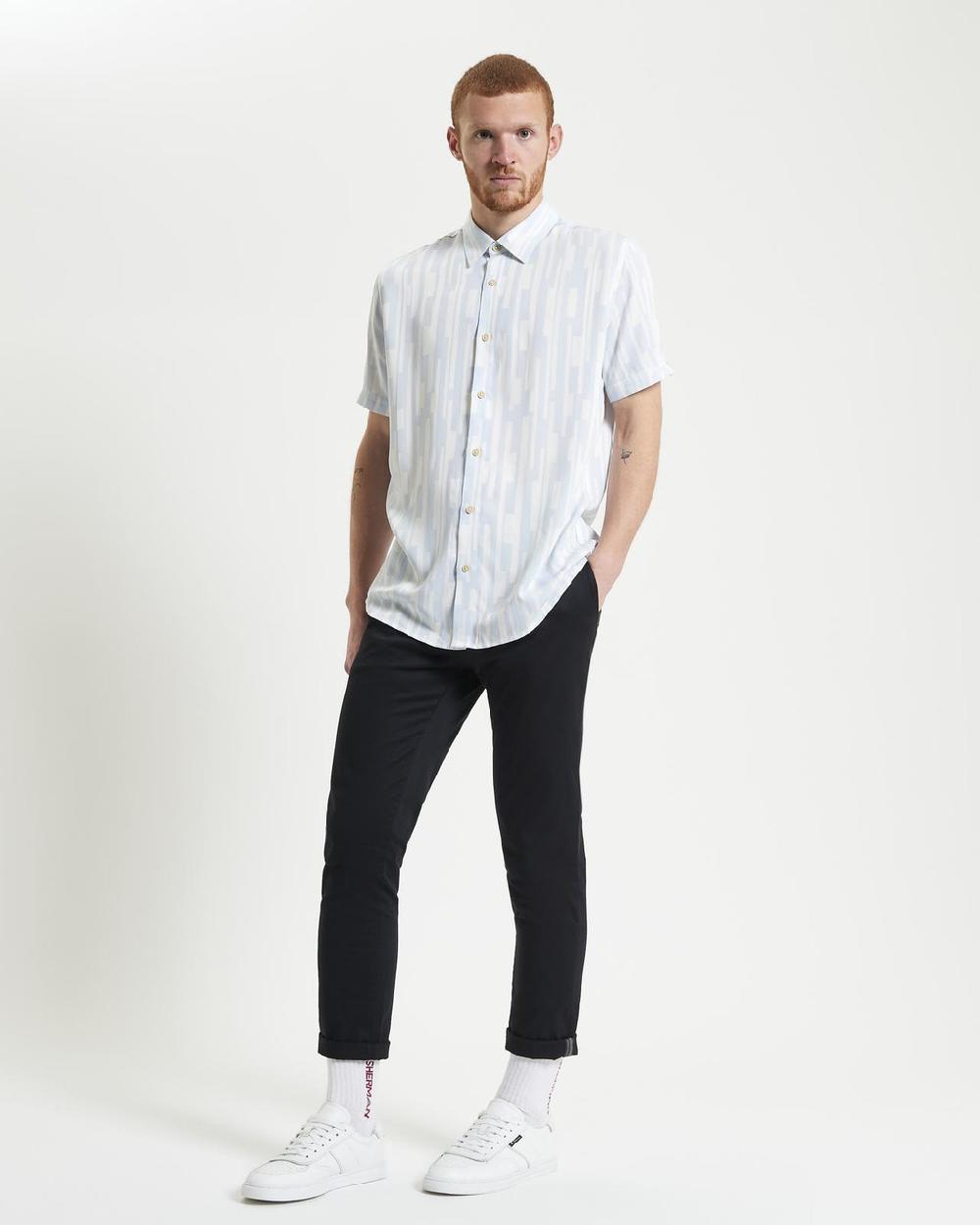 Ben Sherman Short Sleeve Jazz Lines Print Shirt In Ice Blue