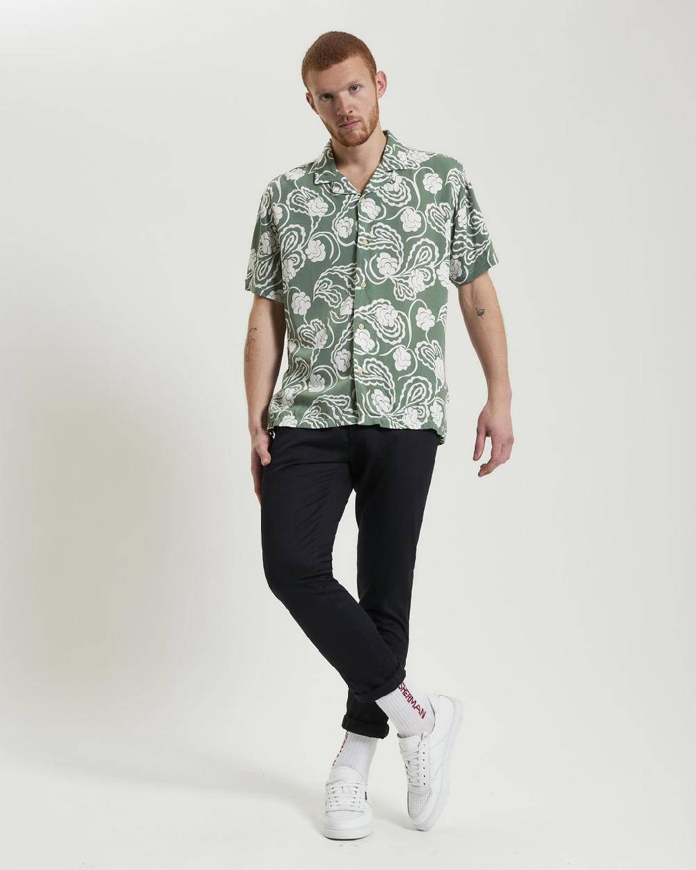 Ben Sherman Short Sleeve Paisley Swirl Shirt In Pale Khaki