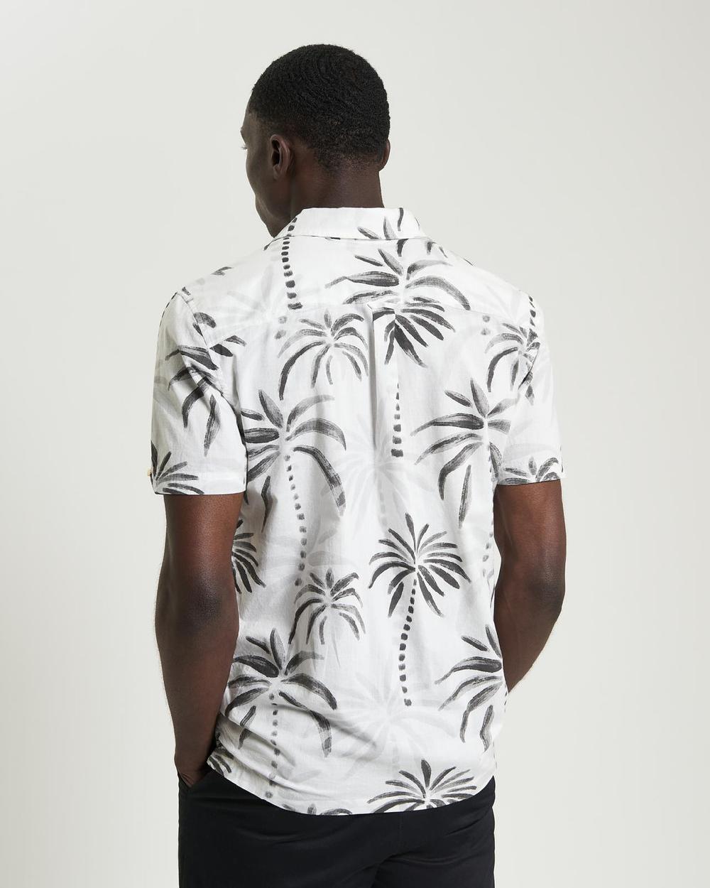 Ben Sherman Short Sleeve Palm Print Shirt In Snow White